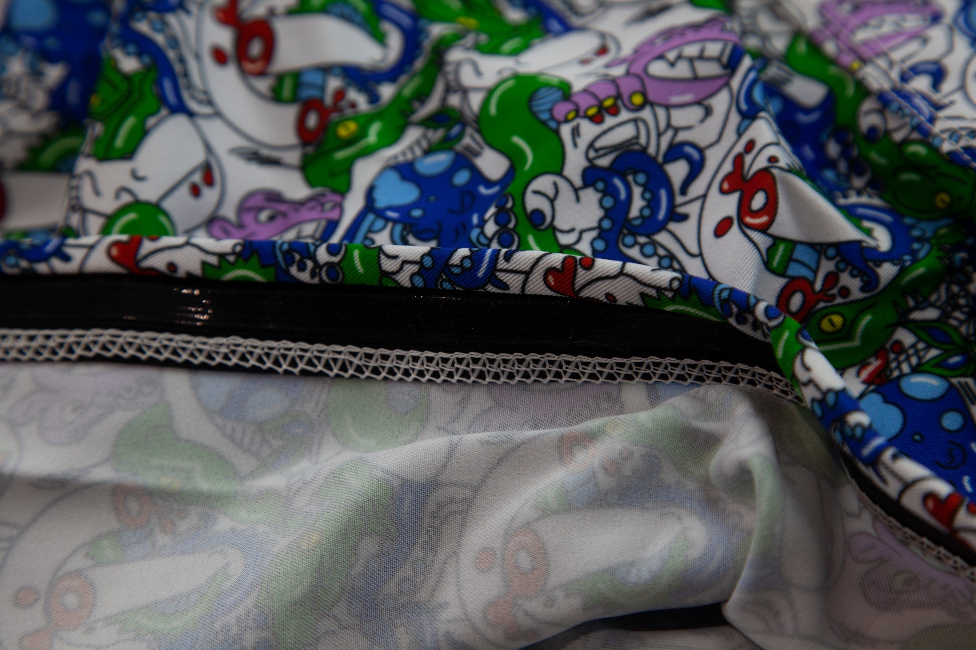 PARTY ANIMAL SHORTS (SHORTER CUT)