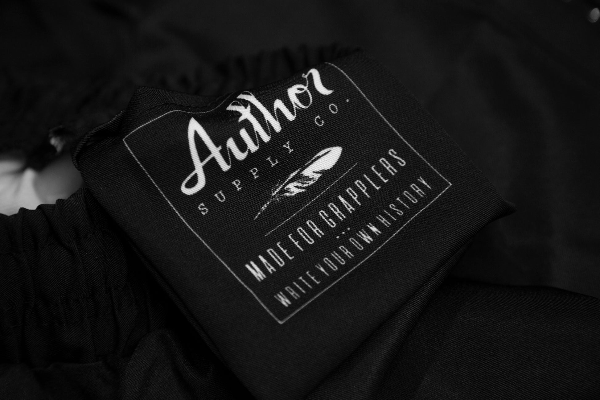 GENERATION 1 GRAPPLING SHORTS (SHORTER CUT - BLACK)